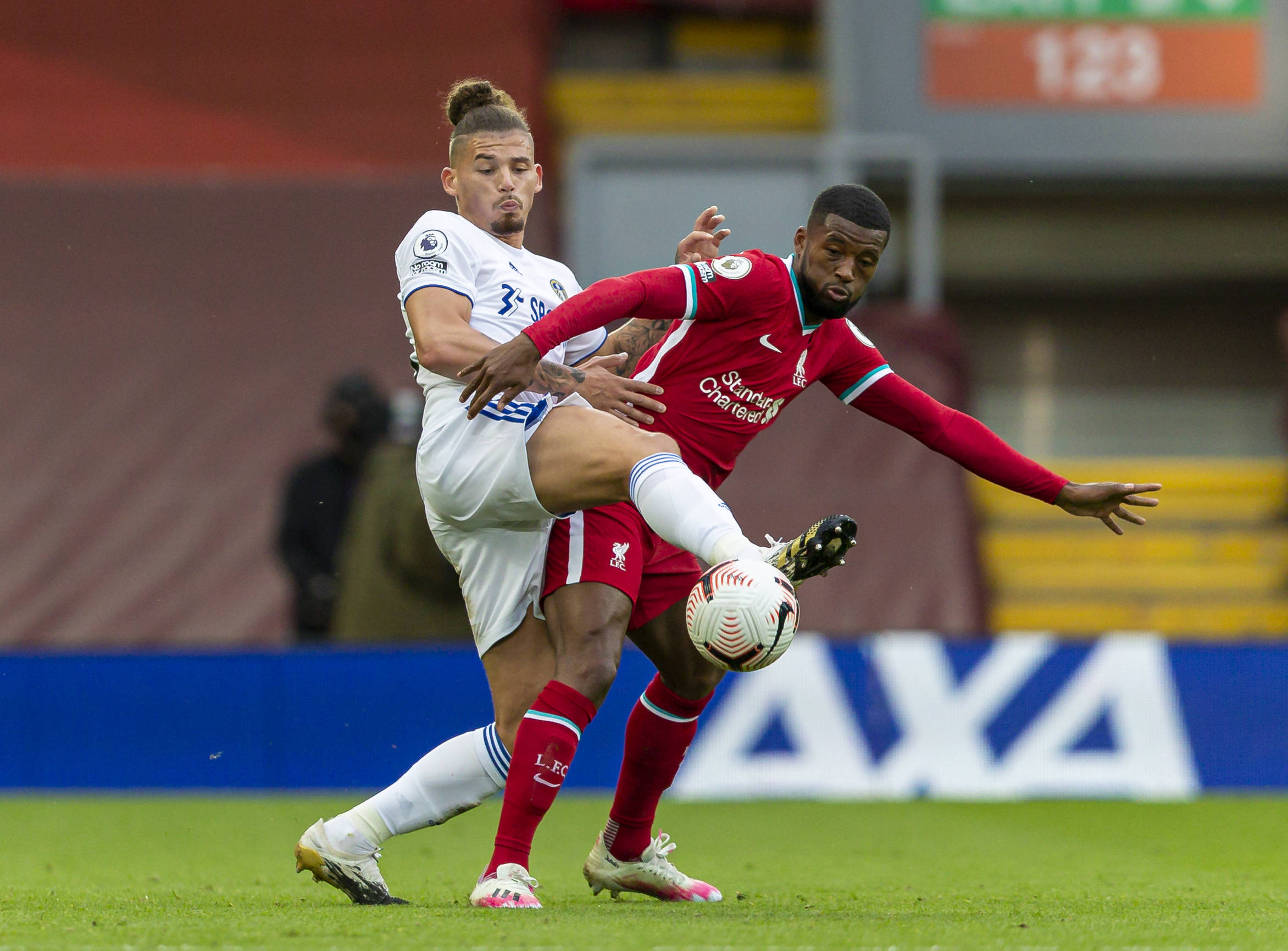 也能在防守 也能在防守